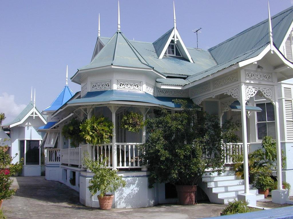 Hotel Trinidad Gingerbread House Puerto de España  Exterior foto